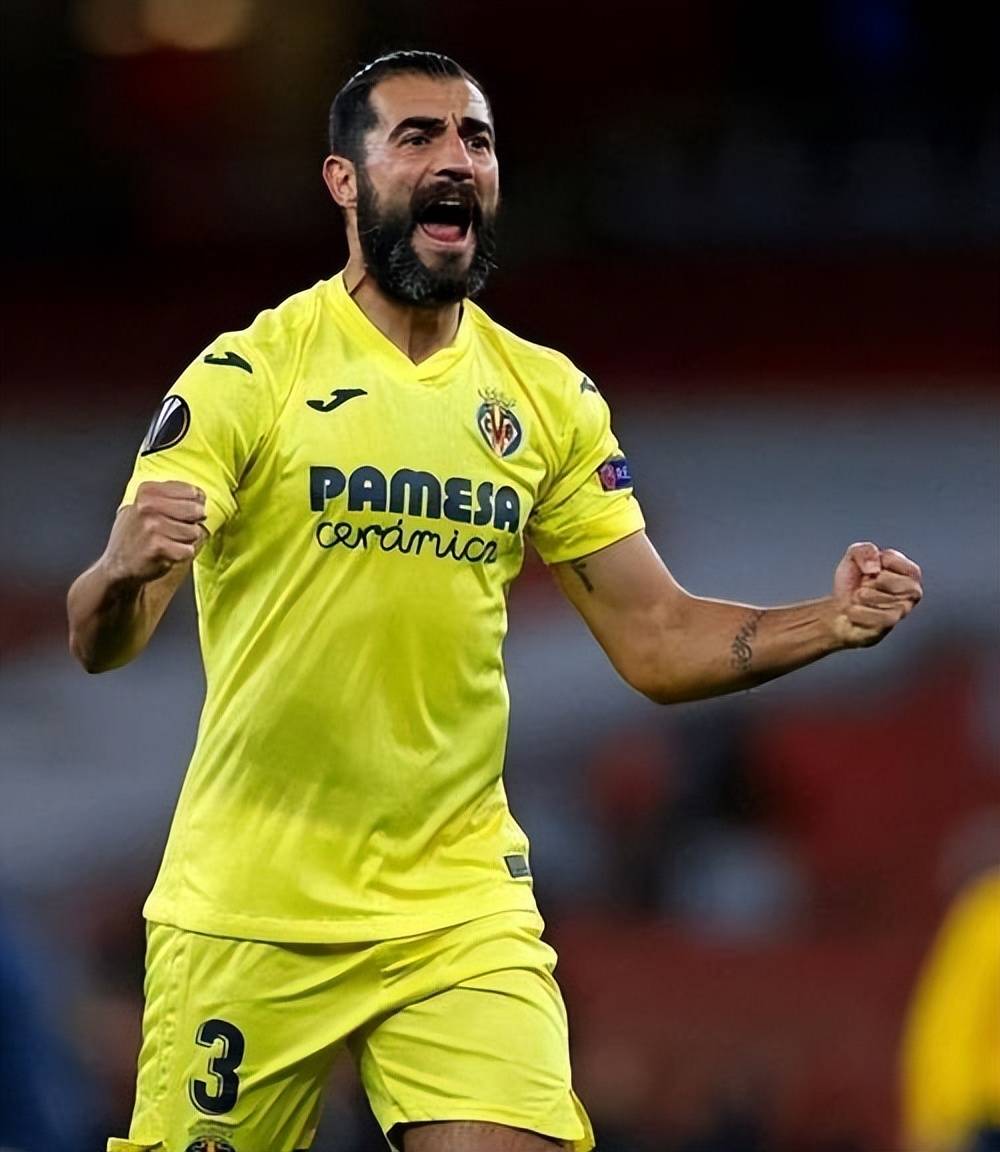 阿森纳观众热烈欢呼!,萨拉赫迎来七赛季出色发挥热度持续攀升 阿森纳观众热烈欢呼!,萨拉赫迎来七赛季出色发挥热度持续攀升